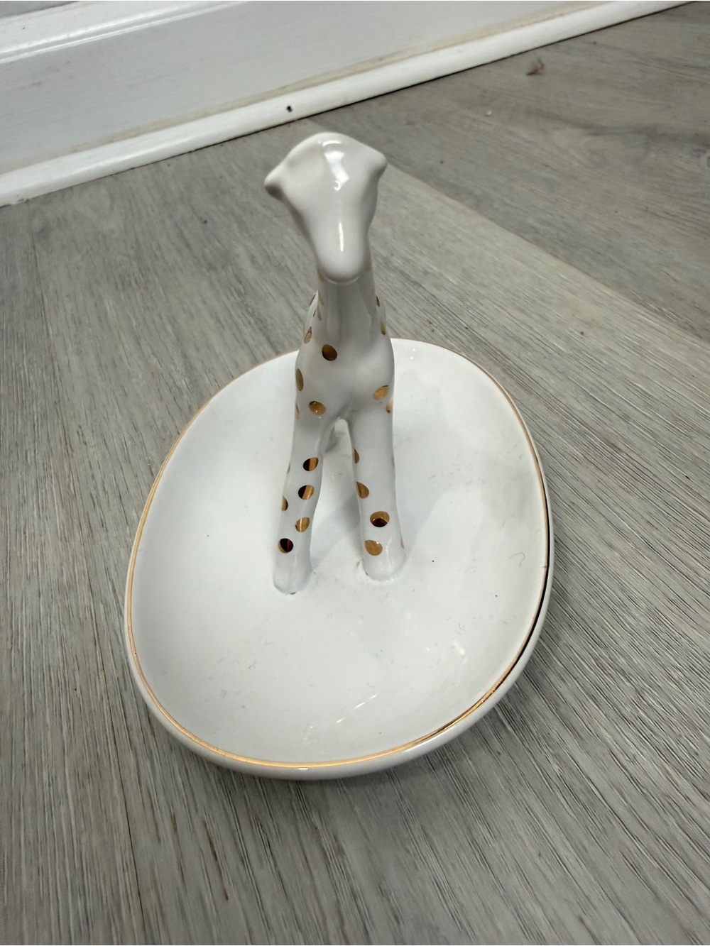 Anthropologie White Ceramic Giraffe Jewelry Dish with Gold Accents